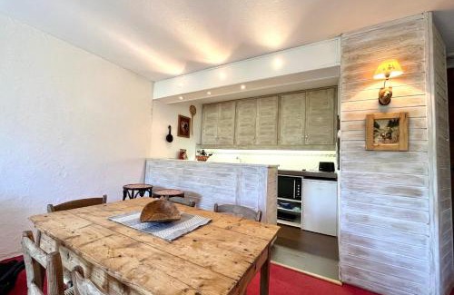 Le Planellet Apartamento | Cosy nest with garden and view of the Aravis