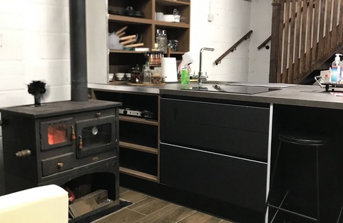 Glynneath Apartamento | Cosy new Loft with bathroom and facilities