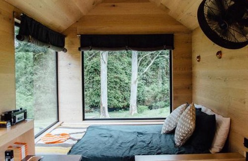 Beaumont Casa | Cosy Off-Grid Cabin in Kangaroo Valley - Miguel