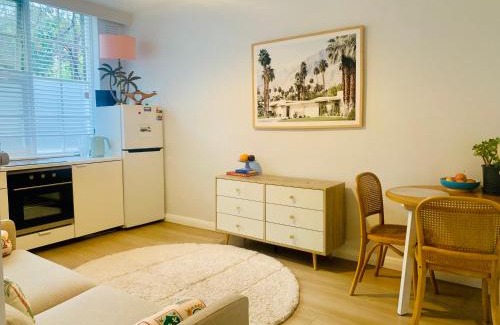 St Kilda Apartamento | Cosy One Bedroom Apt Next to Park!