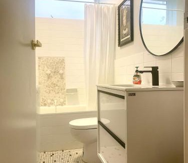 St Kilda Apartamento | Cosy One Bedroom Apt Next to Park!