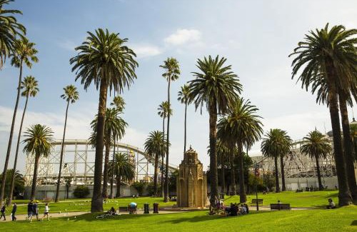 St Kilda Apartamento | Cosy One Bedroom Apt Next to Park!