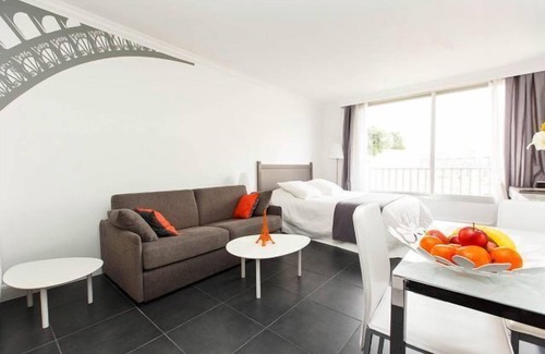 Ternes Condominio | Un lugar parisino tranquilo y acogedor en el Arco del Triunfo