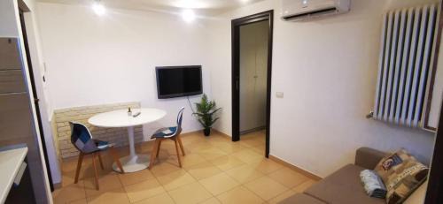 Rome Apartamento | Cosy penthouse loft with view