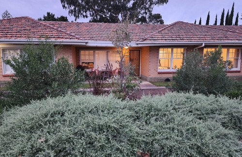Glenelg East Apartamento | Cosy & quiet unit in Glenelg East