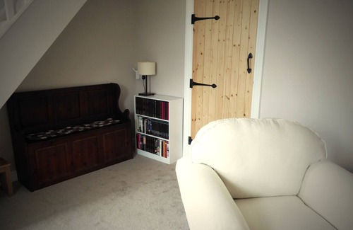 North Bitchburn Cabaña | Cosy refurbished cottage on a farm in a quiet rural location with great views