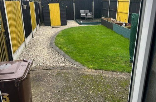 Colchester Casa | Cosy room in a beautiful country homeof historic Colchester, UK