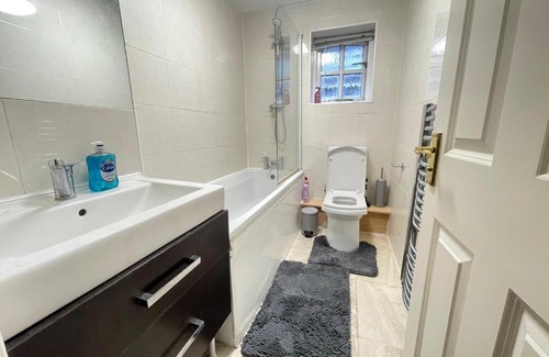 Eltham West Casa | Cosy Room with En-suite in Greenwich