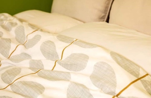 Hursley Cabina | Cosy rural hideaway, Hursley, near Winchester