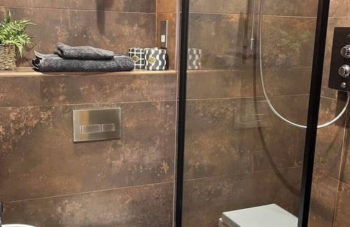 Clitheroe Cabina | Cosy rural retreat. Perfect for couples. Dog-friendly.