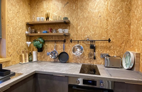 Clitheroe Cabina | Cosy rural retreat. Perfect for couples. Dog-friendly.