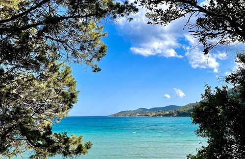 Sari-Solenzara Villa | Cosy sea view villa with pool, gym, and beach 800 meters away