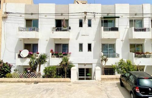 Għadira Apartamento | Cosy Seaside 1BR Apartment, AC, Open Views