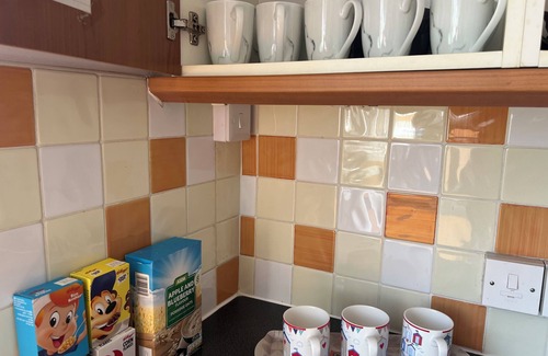 Tea Green Casa | Cosy secure 3 bed house by luton airport with parking