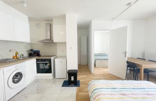 Asnieres-sur-Seine Apartamento | Cosy, simple, centrale, easy transport