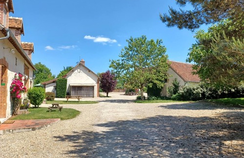 Lassay-sur-Croisne Apartamento | Cosy solognot cottage