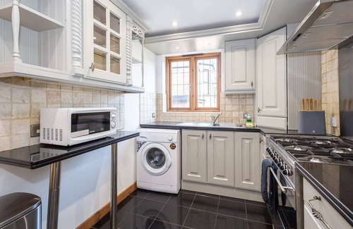 Walkden Apartamento | Cosy, Spacious Duplex Apartment near Salford Royal