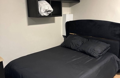 Noisy-le-Sec Apartamento | Cosy studio, fully renovated