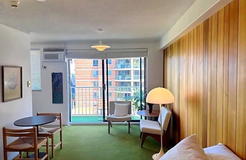 Bondi Junction Apartamento | Cosy Studio in Bondi Junction in 1970s building