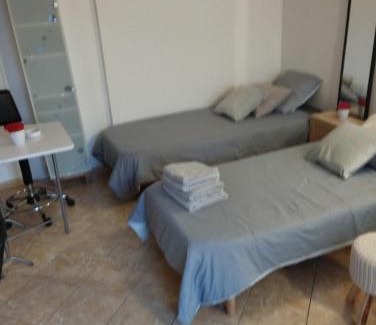 La Ferte-Gaucher Apartamento | Cosy Studio meublé avec piscine partagée