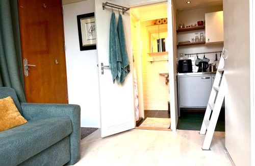 Eastern Docklands Apartamento | Cosy Studio, with outdoor swimming
