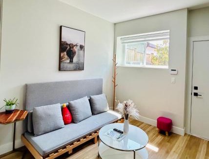 Surrey Apartamento | cosy suite by sea and golf courses near Vancouver