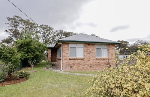 Tenterfield Casa | 3-Bed Cottage with Cosy Outdoor Fire Pit