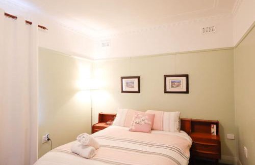 Tenterfield Casa | Cosy Sun-Filled Cottage
