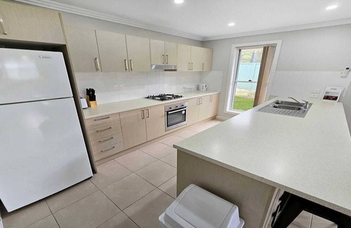 Central Mudgee Casa | Cosy three bedroom home, two bathrooms and BBQ area!