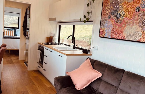Nethercote Cabina | Cosy Tiny Home Immersed in Nature