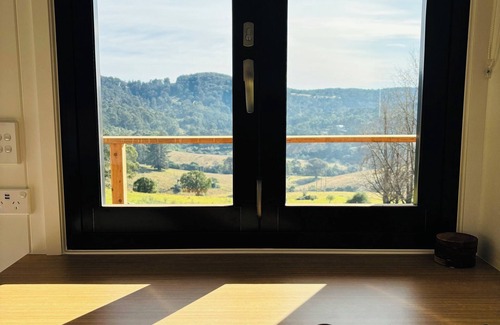 Nethercote Cabina | Cosy Tiny Home Immersed in Nature