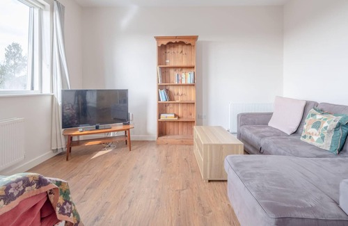 Abbey Apartamento | Cosy Top Floor 2BD Flat - South Wimbledon
