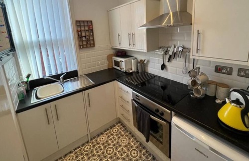 Waterloo Casa | Cosy Townhouse in Waterloo, Liverpool Sleeps 4