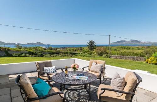 Beenbane Casa | Cosy two bedroom cottage in Waterville with sea views