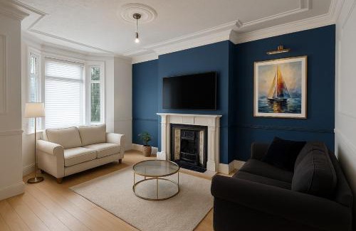 Wigan Casa | Cosy Two-Bedroom House in Ormskirk
