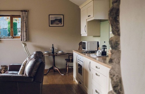Beddgelert Cabaña | Cosy Underfloor Heated 17th Century Renovated Mill with Stunning Views