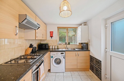 Tottenham Hale Apartamento | Cosy urban 2 bed flat in Tottenham Hale, sleeps 5