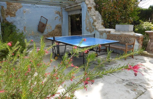 Saint-Cesaire-de-Gauzignan Villa | Acogedora Villa en Saint-Césaire-de-Gauzignan con Piscina