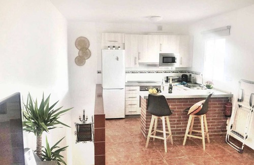 Nerja Cabaña | Villa acogedora con impresionantes vistas'