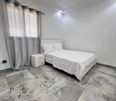 Toubab Dialao Villa | Cosy Villa with Pool Toubab Dialaw Senegal
