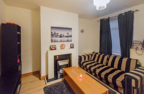 Widnes Casa | Cosy Widnes Family Home
