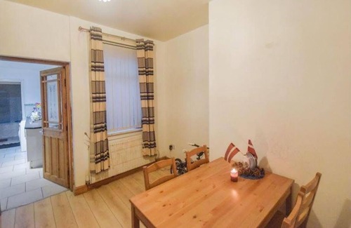 Widnes Casa | Cosy Widnes Family Home