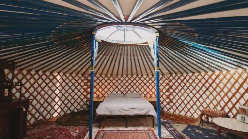 Dunlap Casa | Cosy yurt at a nature retreat in Sequoia N Forest