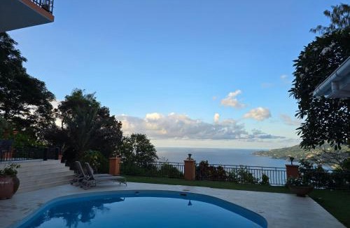 Mahe Island Casa | Cote Cedres