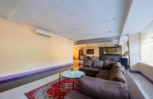 Las Pinas Hotel | Cote D' Azure