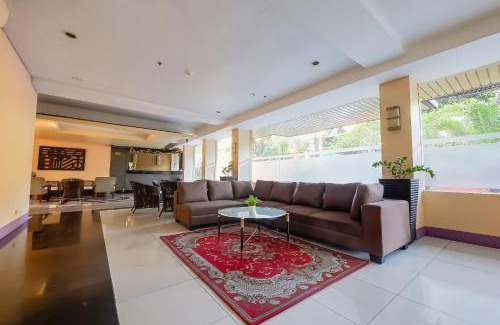 Las Pinas Hotel | Cote D' Azure
