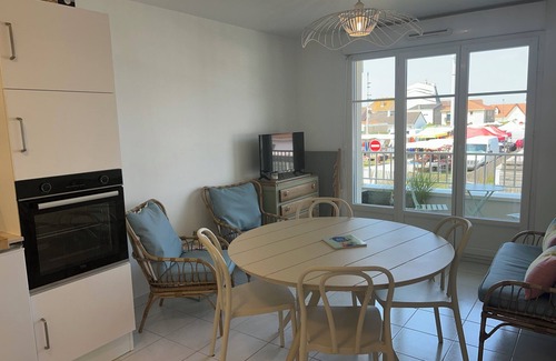Sainte-Cecile-Plage Apartamento | Côté Mer apartment 500 metres from the beach and dunes