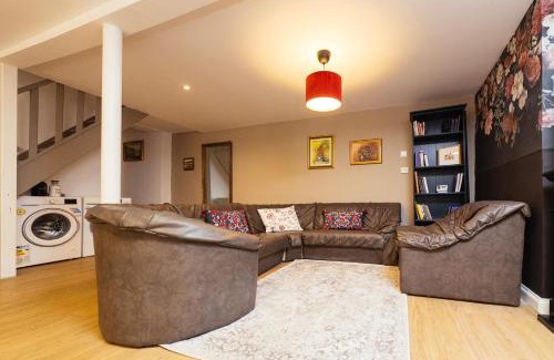 Cotroceni Casa | Cotroceni Accommodations House
