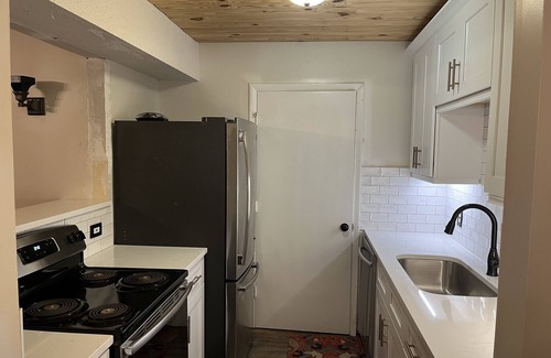 Charlotte Condominio | Cotswald condo 5 min to uptown…..30%off