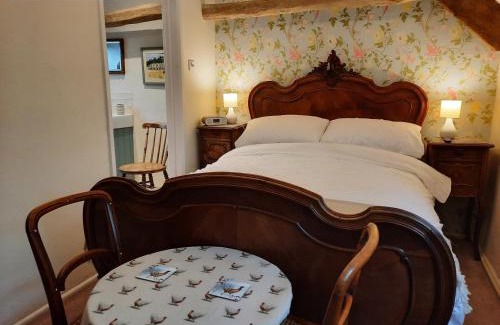 Luckington Cama Y Desayuno | Cotswold Cottage B&B - 5 Minutes Walk to Village Pub
